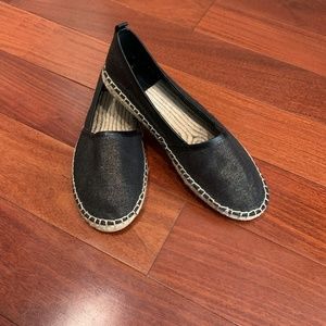 Cole Haan Flat Espadrille; Size 8; Black with gold shimmer
